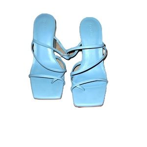 Open edit blue heel sandal size 8 - NWOT